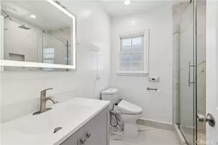 703 Avenue D, Redondo Beach, CA 90277 - Photo 10