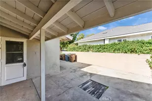 888 Syracuse, Claremont, CA 91711 - Photo 30