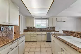 888 Syracuse, Claremont, CA 91711 - Photo 14