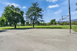 888 Syracuse, Claremont, CA 91711 - Photo 40