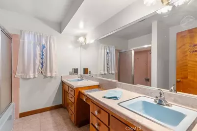 12466 Lewis, Chino, CA 91710 - Photo 14