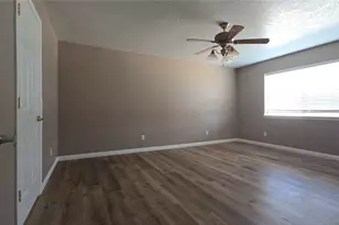 11020 Lantry, Oak Hills, CA 92344 - Photo 20