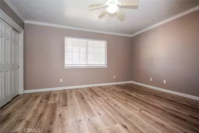 11020 Lantry, Oak Hills, CA 92344 - Photo 28
