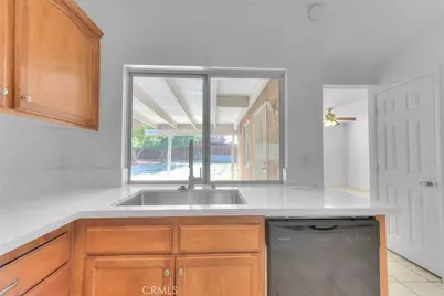 13184 Cardinal, Victorville, CA 92392 - Photo 16