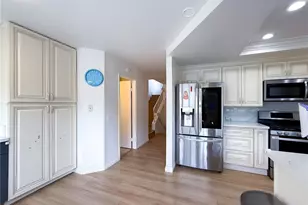 33 Wildflower Pl, Phillips Ranch, CA 91766 - Photo 22