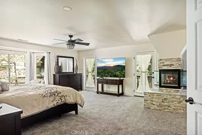 28670 Shenandoah Drive, Lake Arrowhead, CA 92352 - Photo 24