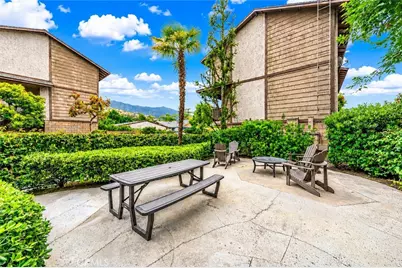 121 S Madison Ave #B, Monrovia, CA 91016 - Photo 26