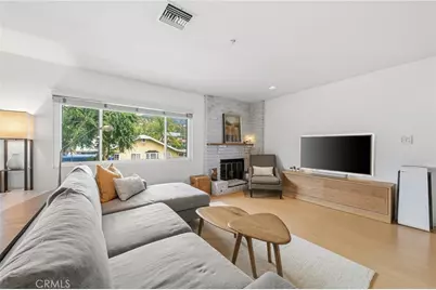 121 S Madison Ave #B, Monrovia, CA 91016 - Photo 2