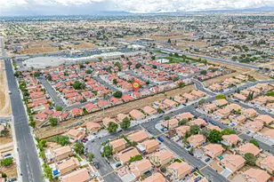 16234 Jasmine, Victorville, CA 92395 - Photo 34