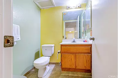 16234 Jasmine, Victorville, CA 92395 - Photo 10