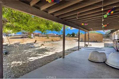 12669 Cypress  Ave, Victorville, CA 92395 - Photo 32