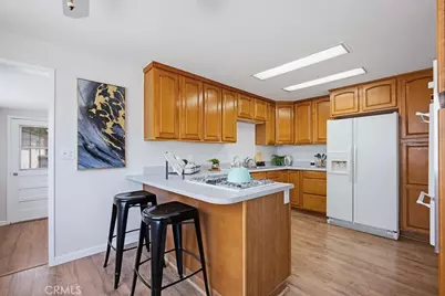 107 S Center Street, Redlands, CA 92373 - Photo 8