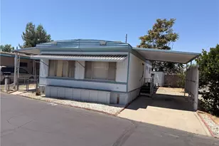 999 S Santa Fe Ave, San Jacinto, CA 92583 - Photo 2