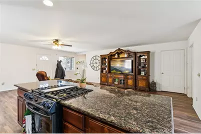879 Spruce Lane, Sugarloaf, CA 92386 - Photo 18