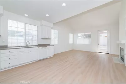 13431 Goldmedal, Chino, CA 91710 - Photo 6