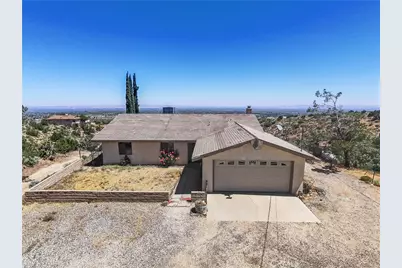 8451 Zohra Canyon Rd, Pinon Hills, CA 92372 - Photo 44