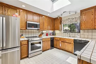 17444 McGuffie, Salinas, CA 93907 - Photo 8