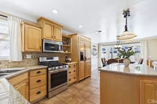 21104 Rosedell Dr, Saugus, CA 91350 - Photo 14