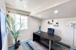 21104 Rosedell Dr, Saugus, CA 91350 - Photo 36