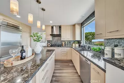 9 Olympus, Irvine, CA 92603 - Photo 22
