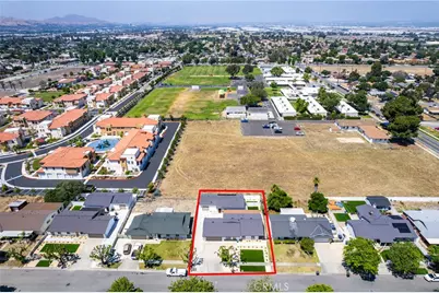 1421 De Anza, Redlands, CA 92374 - Photo 22