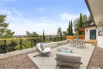 122 Patrician Way, Pasadena, CA 91105 - Photo 30