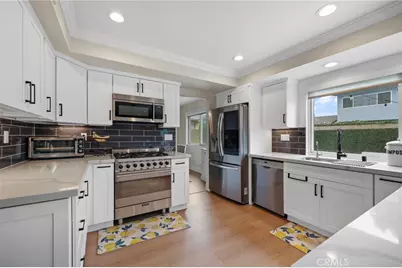 8082 Janeen Circle, La Palma, CA 90623 - Photo 10