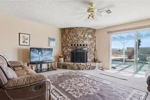21404 Baldwin, California City, CA 93505 - Photo 8