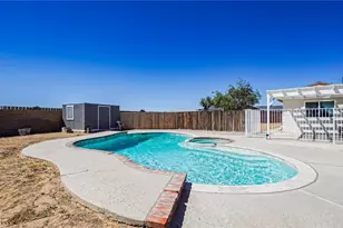 21404 Baldwin, California City, CA 93505 - Photo 32