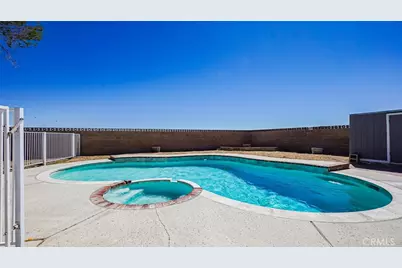 21404 Baldwin, California City, CA 93505 - Photo 2