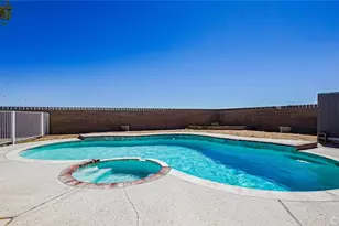 21404 Baldwin, California City, CA 93505 - Photo 2