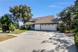 20211 Lake Canyon, Walnut, CA 91789 - Photo 2