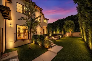 100 Country Club Dr, Burbank, CA 91501 - Photo 54