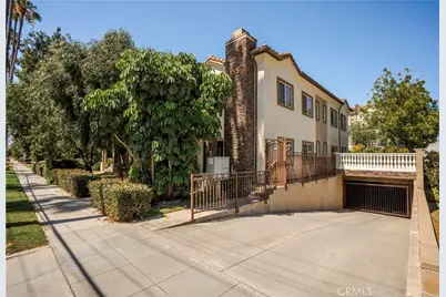 155 Harkness Avenue #6, Pasadena, CA 91106 - Photo 2