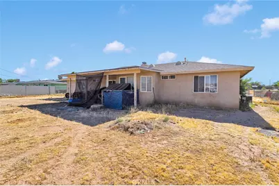 13475 Yakima, Apple Valley, CA 92308 - Photo 18