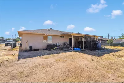 13475 Yakima, Apple Valley, CA 92308 - Photo 16
