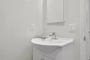 2525 Neptune Pl, Port Hueneme, CA 93041 - Photo 22