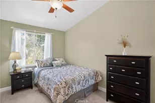 2081 Country Hills Ln, Riverside, CA 92503 - Photo 18