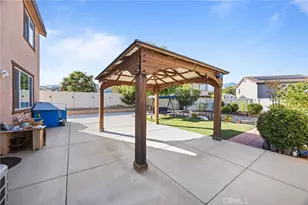 17687 Comfrey Dr, San Bernardino, CA 92407 - Photo 28