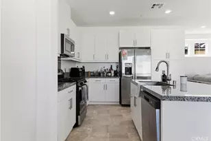 16651 Snowdrop, Fontana, CA 92336 - Photo 8
