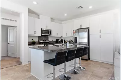 16651 Snowdrop #1, Fontana, CA 92336 - Photo 6