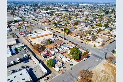 584 E H Street, Colton, CA 92324 - Photo 6