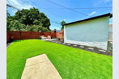 160 W 48th, Los Angeles, CA 90037 - Photo 42