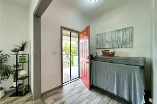 160 W 48th, Los Angeles, CA 90037 - Photo 8