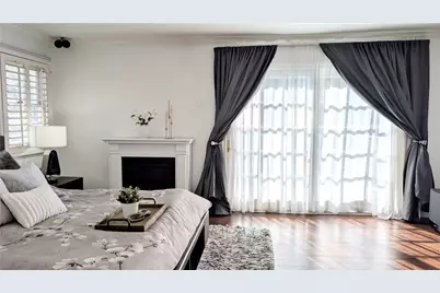 20224 Chapter, Woodland Hills, CA 91364 - Photo 20