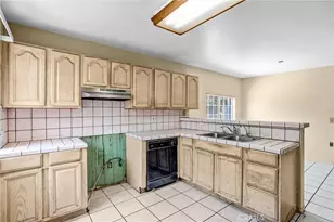 3933 Vineland, Baldwin Park, CA 91706 - Photo 12