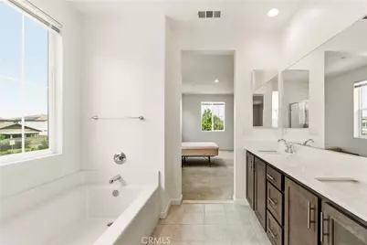 2902 S Halton Paseo, Ontario, CA 91761 - Photo 20