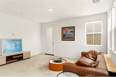 2902 S Halton Paseo, Ontario, CA 91761 - Photo 8
