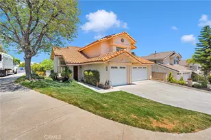 22321 Pamplico Dr, Saugus, CA 91350 - Photo 4