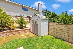 22321 Pamplico Dr, Saugus, CA 91350 - Photo 44